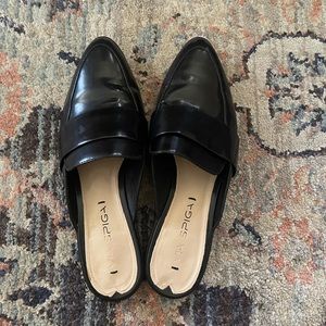 Via spiga patent leather open heel mules/loafers